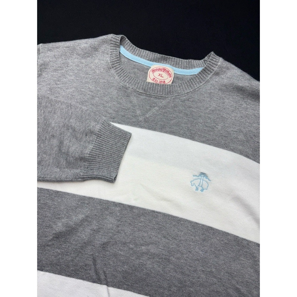 Brooks Brothers Mens XL 100% Supima Cotton‎ Crew Neck Gray White Striped Sweater